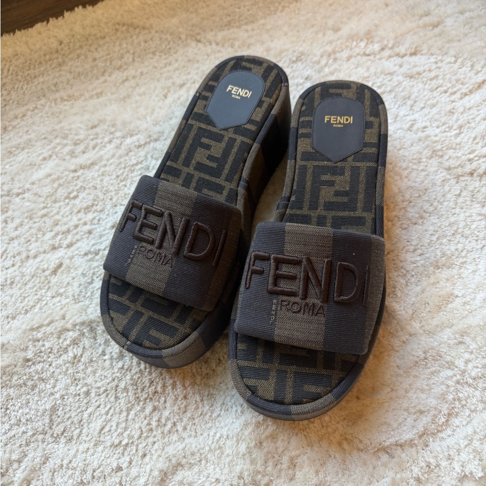 Fendi Sunshine Pequin Striped Platform Sandals